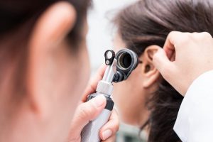 Otitis Media Penyebab Gejala Diagnosis Dan Pengobatan Info Kesehatan