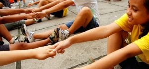 doktersehat-peregangan-stretching-nyeri-lutut