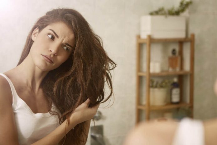 cara-merawat-rambut-kering-doktersehat