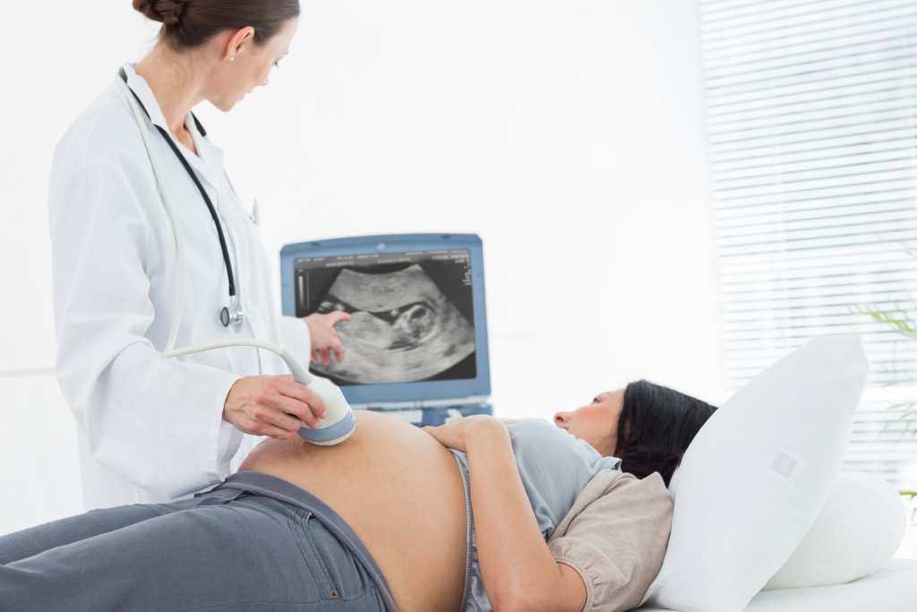 12 Pemeriksaan Kehamilan yang Wajib Diketahui Bumil