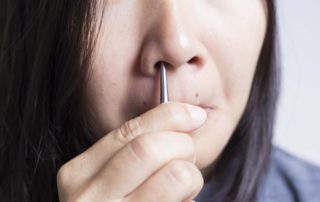 8 Bahaya Mencabut Bulu Hidung (Ringan hingga Berat)