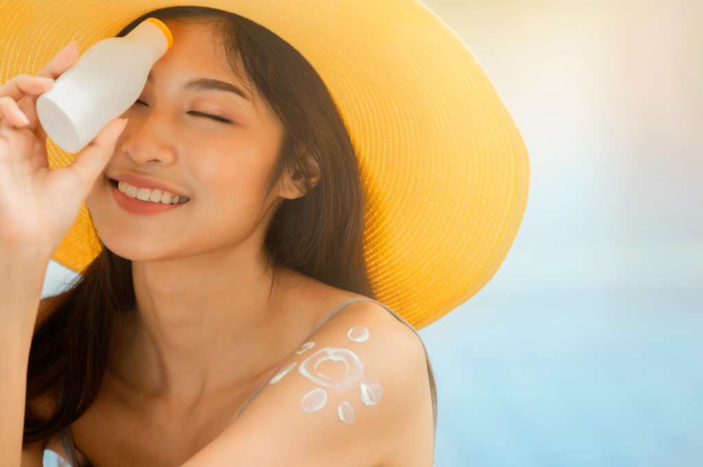 Perbedaan Sunblock dan Sunscreen, Mana yang Lebih Baik?