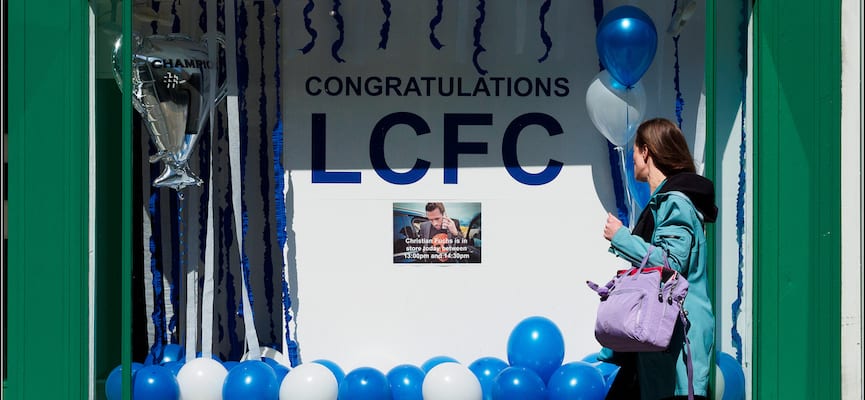 Pesta Juara Leicester City Diiringi Dengan Meningkatnya Pasien yang Berlebihan Menenggak Alkohol