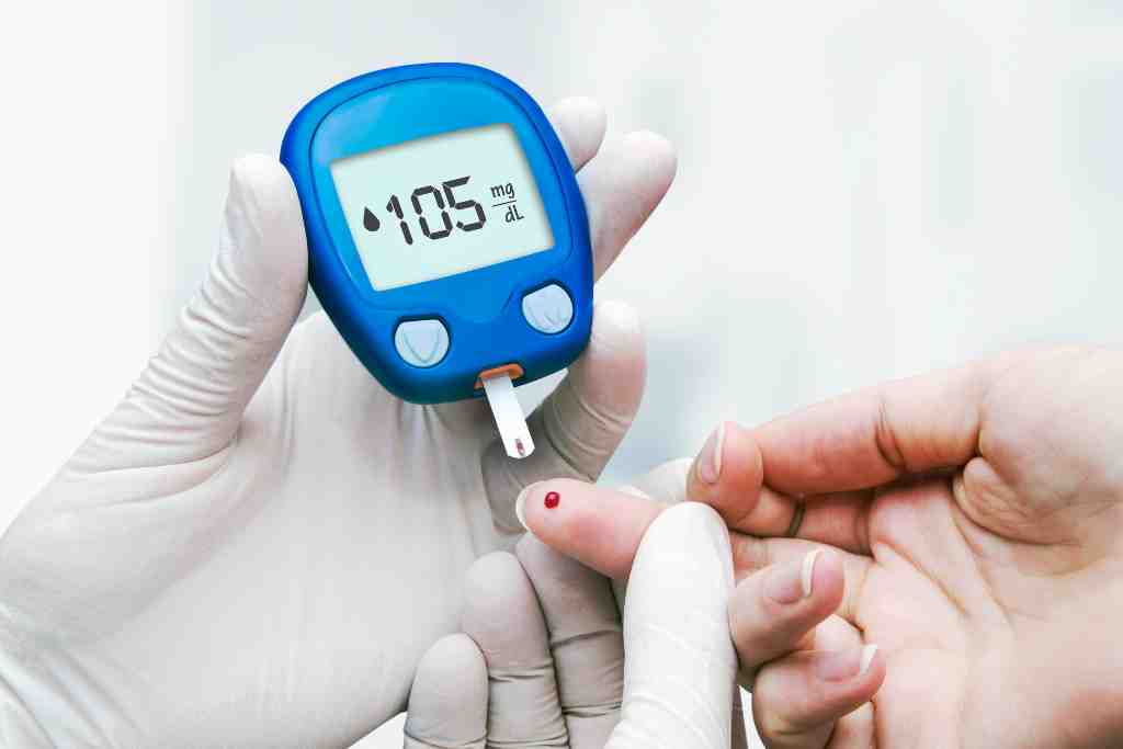 Rutin Cek Gula Darah Bantu Cegah Kejadian Diabetes