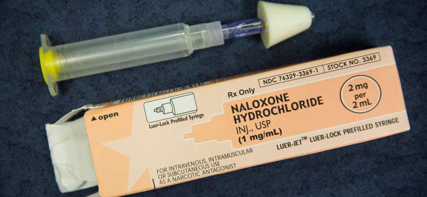 Naloxone – Efek Samping, Peringatan, Farmakologi