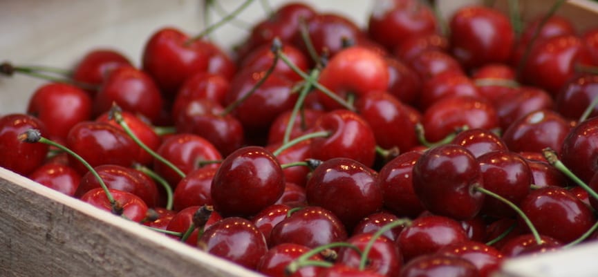 Jus Buah Cherry, Cara Segar Menurunkan Tekanan Darah