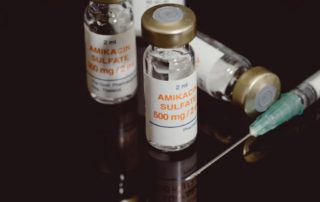 Amikacin: Manfaat, Dosis, dan Efek Samping