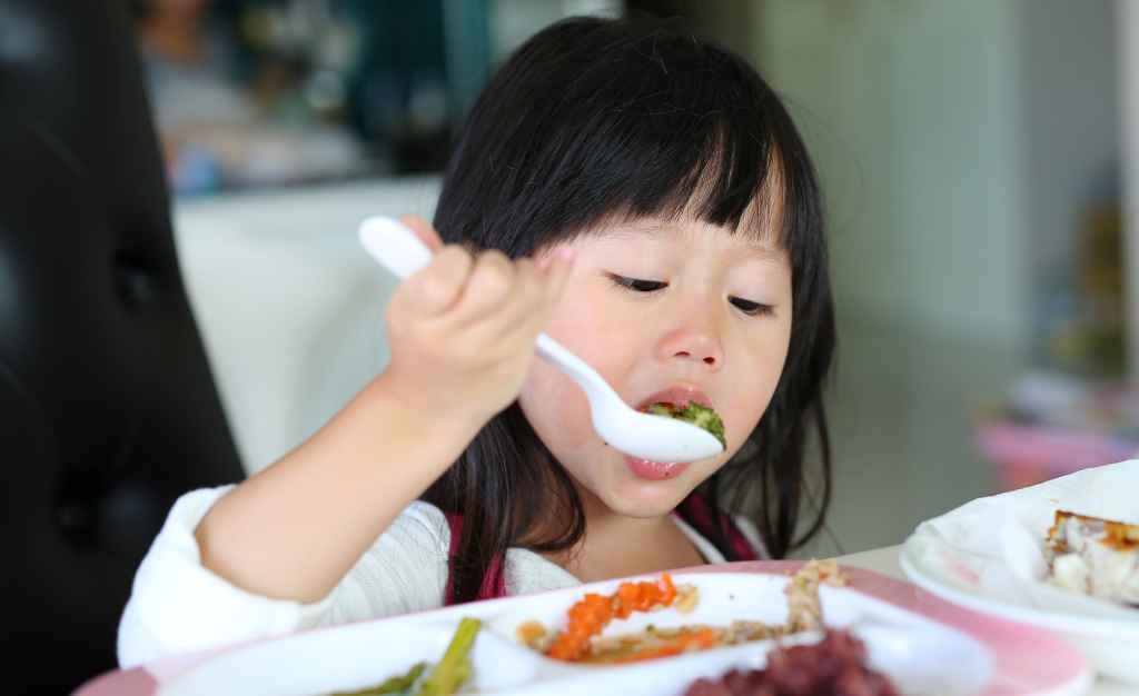 Anak Banyak Makan Tetapi Tetap Kurus, Mungkin Ini Penyebabnya