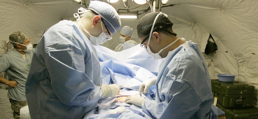 Di Polandia, Operasi Transplantasi Bagi Penyandang Cacat Bawaan Berhasil Dilakukan