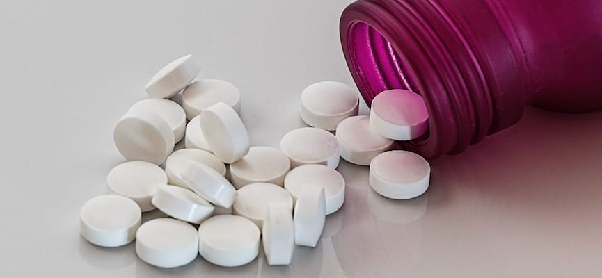Benarkah Resiko Terkena Stroke Bisa Diturunkan Dengan Minum Aspirin?