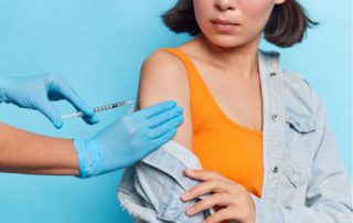 Benarkah Vaksin HPV Menyebabkan Menopause Dini?