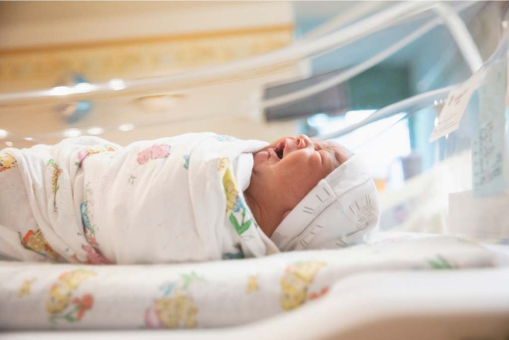Seberapa Besar Peluang Hidup Bayi yang Terlahir Prematur?
