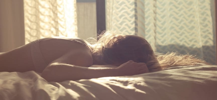 Suka Tidur Dengan Posisi Tengkurap Ternyata Tidak Baik Bagi Pencernaan