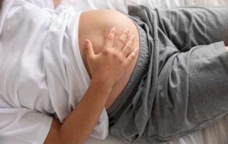 10 Masalah Kulit pada Ibu Hamil dan Tips Mengatasinya