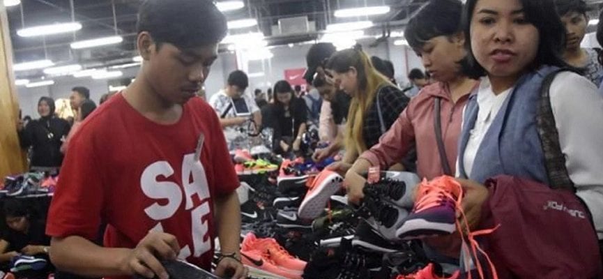 Heboh Bazar Nike, Mengapa Orang Bisa Menjadi Buas Saat Ada Diskonan?