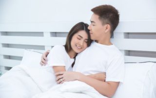 Terlalu Sering Berhubungan Intim, Ini 11 Dampak yang Harus Diwaspadai