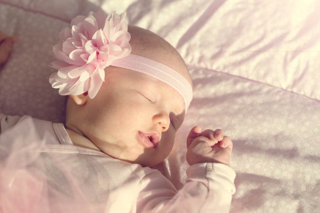 Penting Diketahui, Inilah 8 Manfaat Menjemur Bayi di Pagi Hari