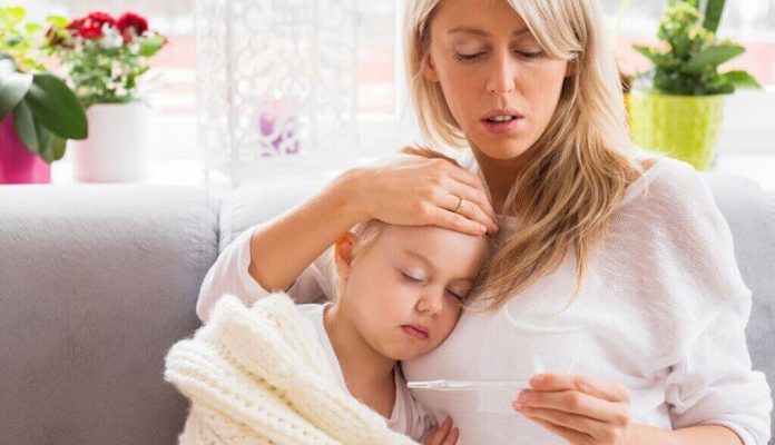 cara-mengukur-suhu-tubuh-bayi-doktersehat