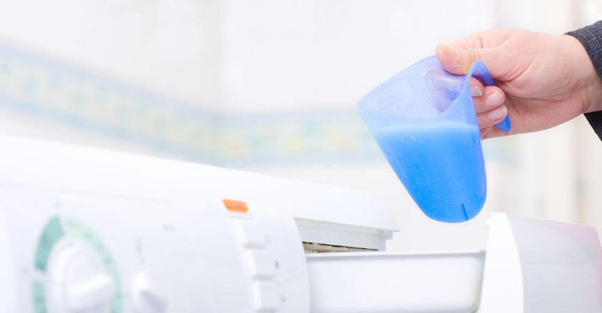 Mencuci Baju Bayi, Haruskah dengan Detergen Khusus?