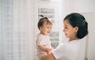 Ini 6 Tips Mudah Tingkatkan Bonding Dengan Bayi Bagi Ibu Bekerja