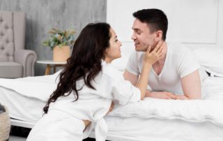 7 Hal yang Harus Dilakukan setelah Berhubungan Intim