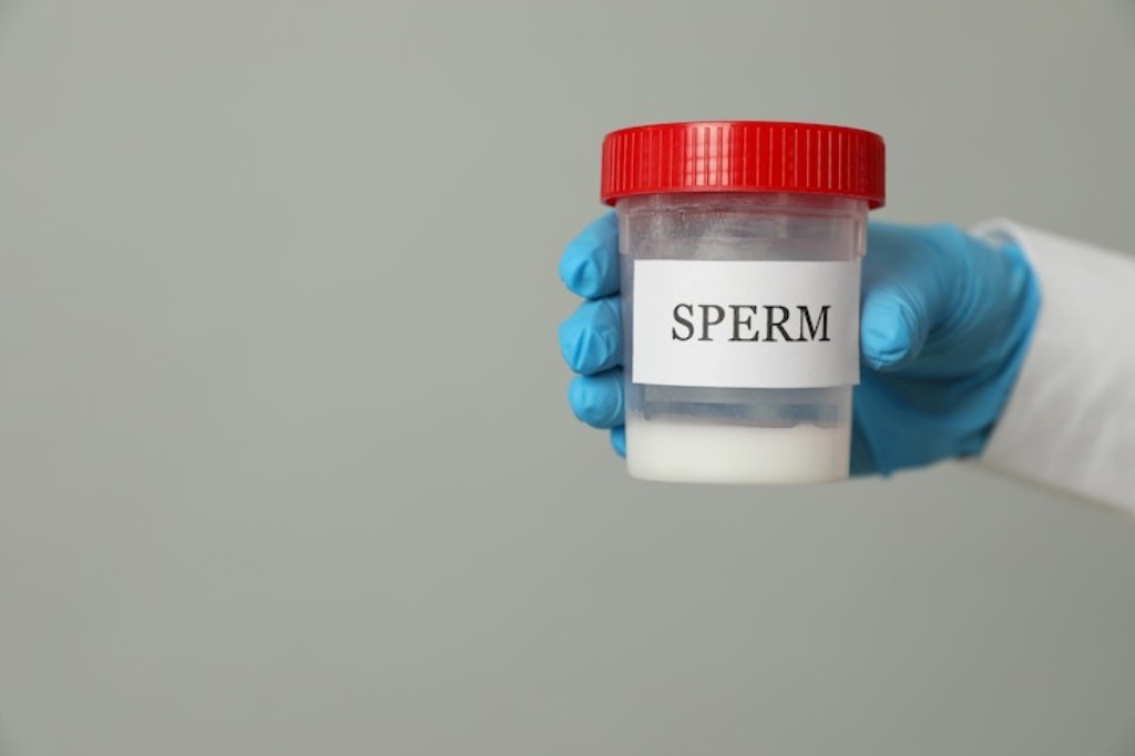 Risiko Menelan Sperma bagi Kesehatan saat Berhubungan Intim
