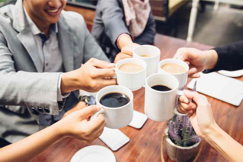 Benarkah Minum Kopi Bisa Meningkatkan Risiko Terkena Kanker?