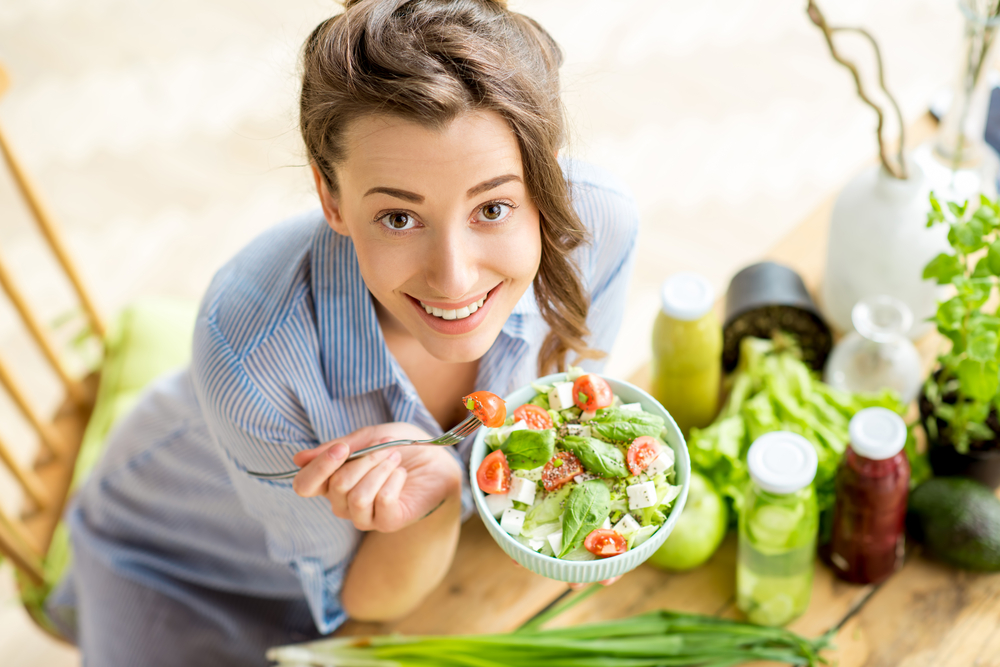 Kulit Sehat dengan 5 Jenis Salad Kombinasi Buah & Sayur Ini