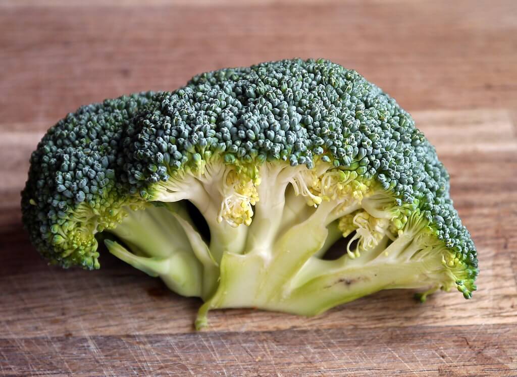 Manfaat Brokoli untuk Kesehatan Rambut