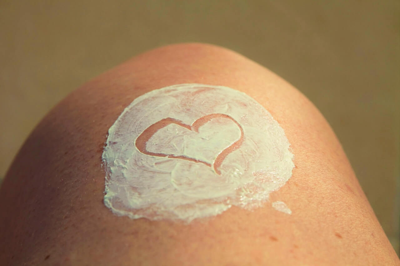 Mengapa Water-Based Skincare Aman Digunakan untuk Kulit Sensitif Sekalipun?