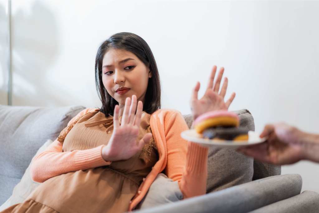 Makanan yang Harus Dihindari Ibu Hamil saat Buka Puasa dan Sahur