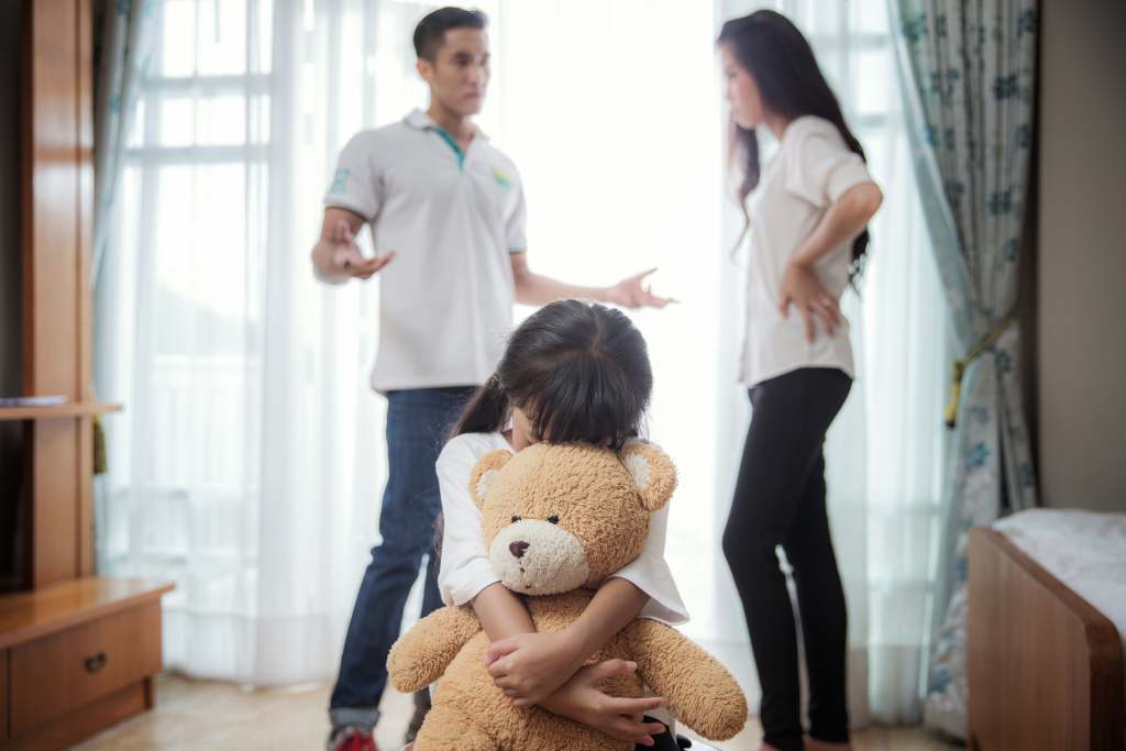 dampak-perceraian-bagi-anak-doktersehat