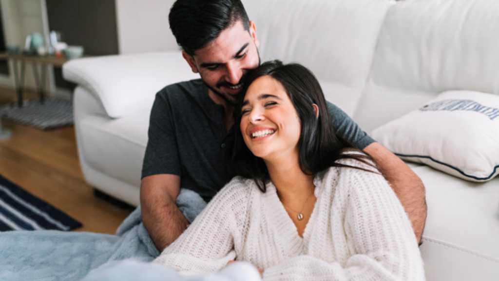 11 Cara Menjaga Hubungan Harmonis Suami Istri