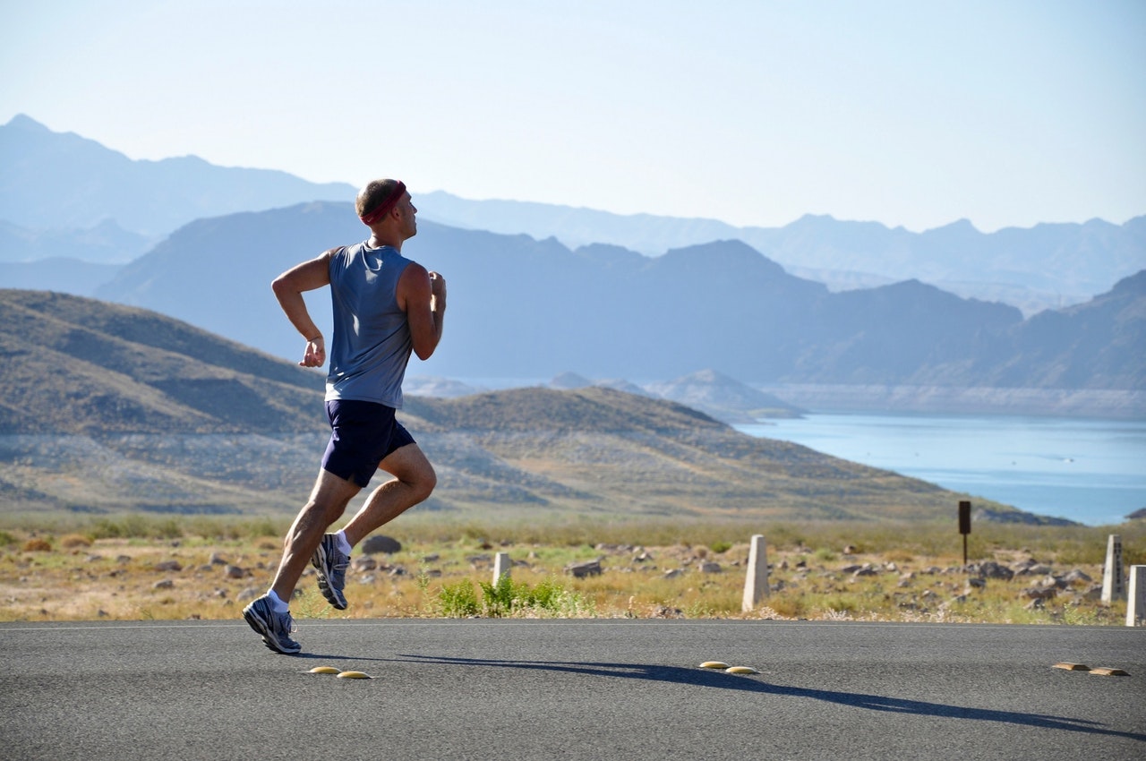 Tips Ampuh Agar Tidak Mudah Lelah Saat Lari Cepat