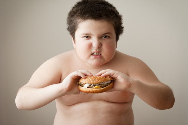 5 Cara Menurunkan Berat Badan Anak yang Terlalu Gemuk