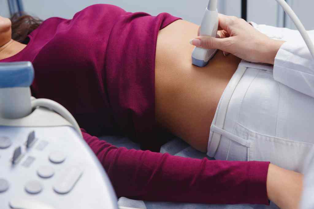 Kehamilan Ektopik: Gejala, Penyebab, Diagnosis, dan Penanganan