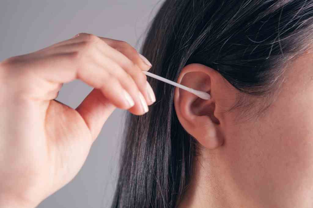 Cara Membersihkan Telinga yang Aman (Bebas dari Rasa Sakit)