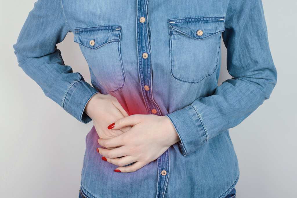 11 Penyebab Sakit Perut Sebelah Kanan dan Cara Mengobatinya