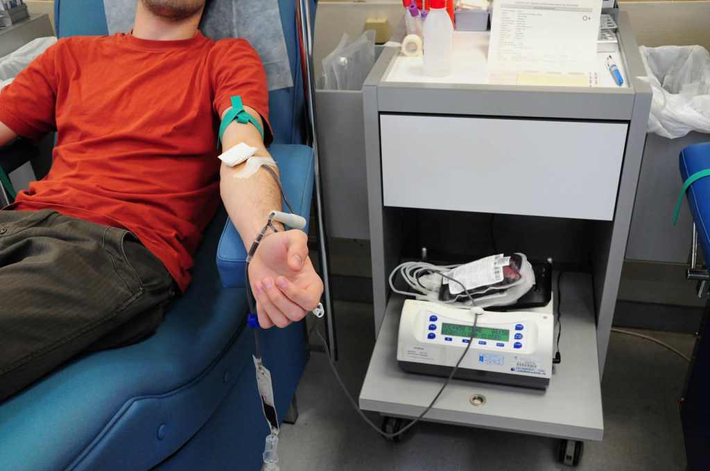 8 Manfaat Donor Darah dan 4 Efek Sampingnya bagi Tubuh