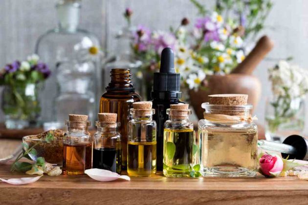 10 Manfaat Essential Oil Untuk Tubuh