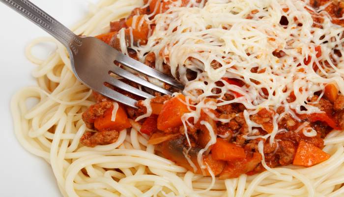 cara-membuat-spaghetti-ayam-doktersehat