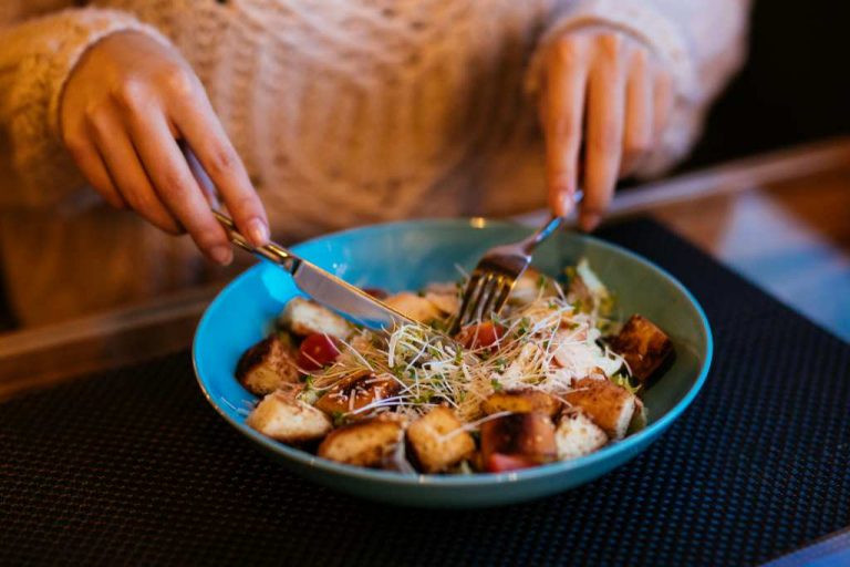 Tidak Nafsu Makan, Tetap Sarapan atau Tidak?