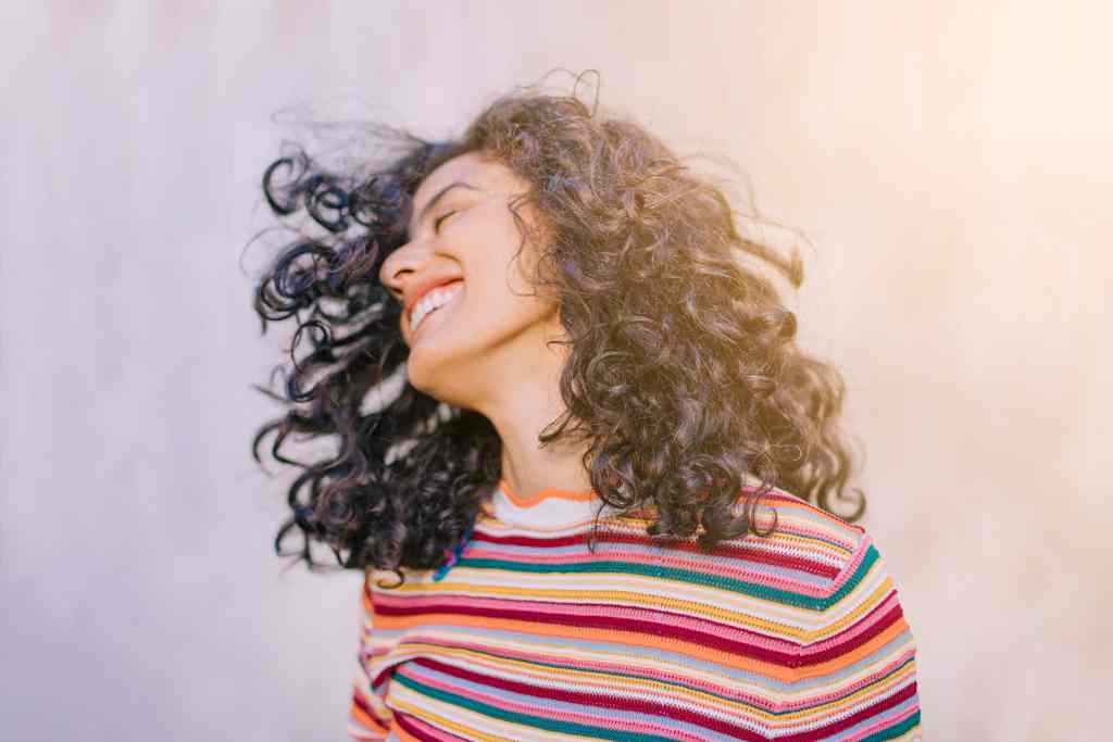 11 Cara Agar Bahagia yang Bisa Anda Coba, Ternyata Bahagia Itu Sederhana!