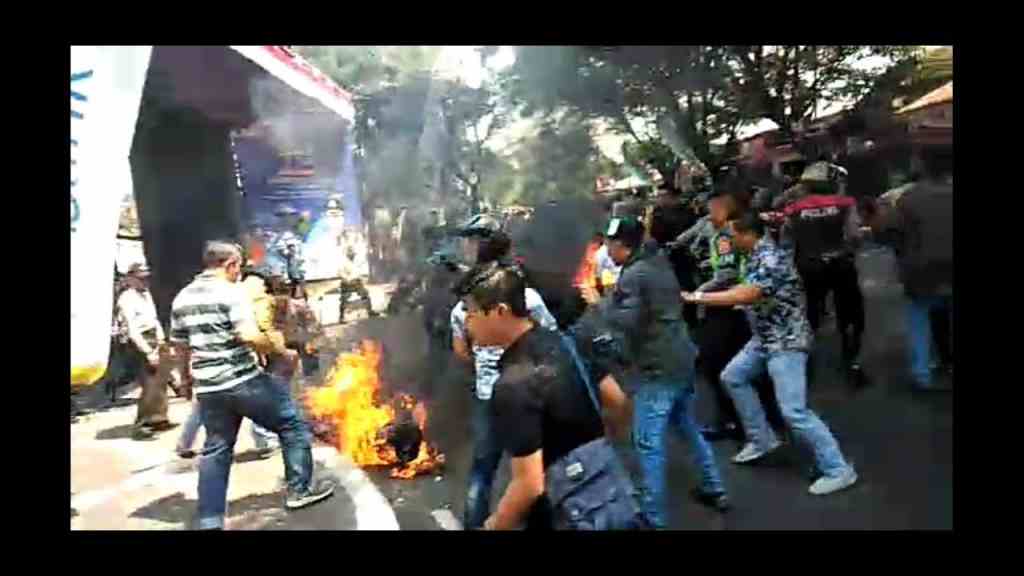 Kawal Demo Mahasiswa, Polisi Cianjur Terbakar, Begini Cara Menangani Luka Bakar