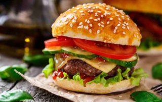 Ini Alasan Konsumsi Burger Dianggap Tidak Sehat untuk Kesehatan