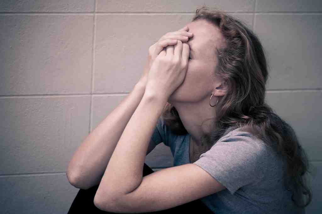 Mengapa Wanita Mudah Sekali Mengalami Depresi?