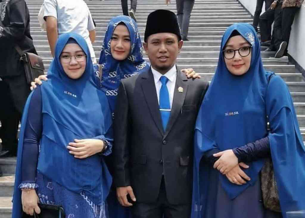 Lora Fadil Punya Tiga Istri, Begini Dampak Kesehatan Poligami