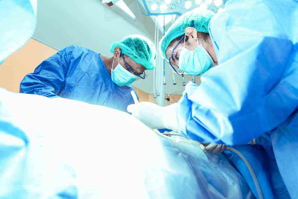 Operasi Sinusitis: Jenis, Tujuan, Risiko