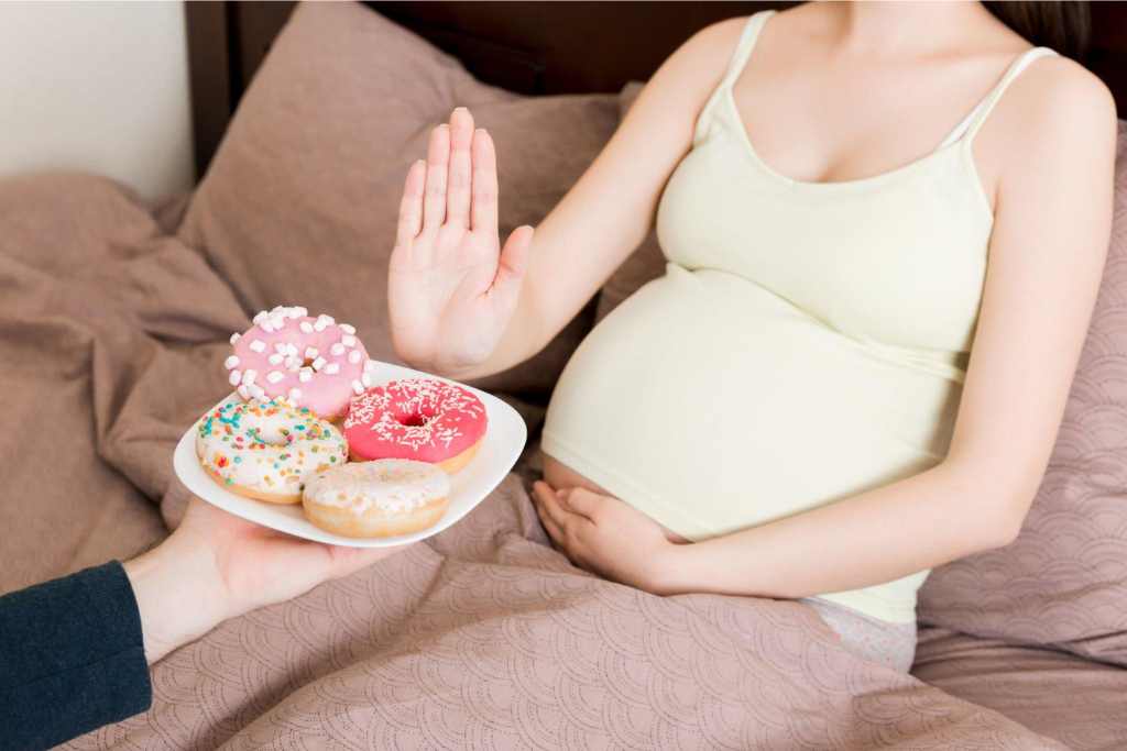 15 Makanan yang Dilarang untuk Ibu Hamil 7 Bulan