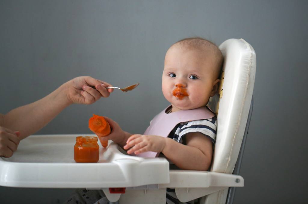Mengenal Nutrisi dan Makanan Terbaik untuk Bayi